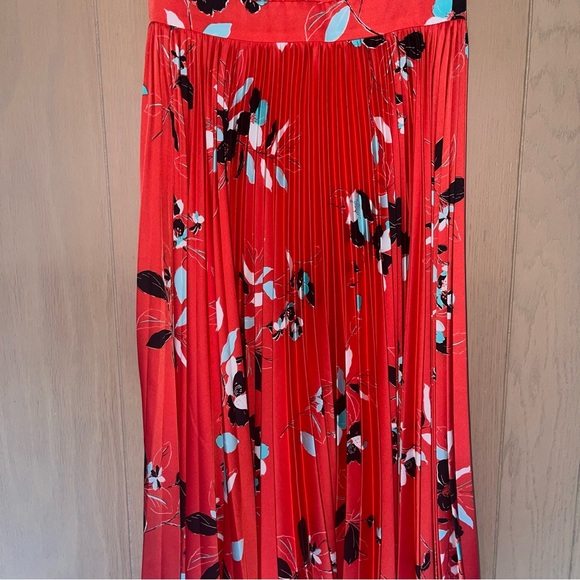 NWT Maggy London Gabby Floral Pleated Midi Dress Sleeveless Red/Teal Size 4 - Picture 7 of 16